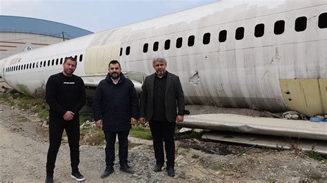 T­r­a­b­z­o­n­­d­a­ ­p­i­s­t­t­e­n­ ­ç­ı­k­a­n­ ­u­ç­a­k­,­ ­p­i­d­e­c­i­ ­y­a­p­ı­l­a­c­a­k­